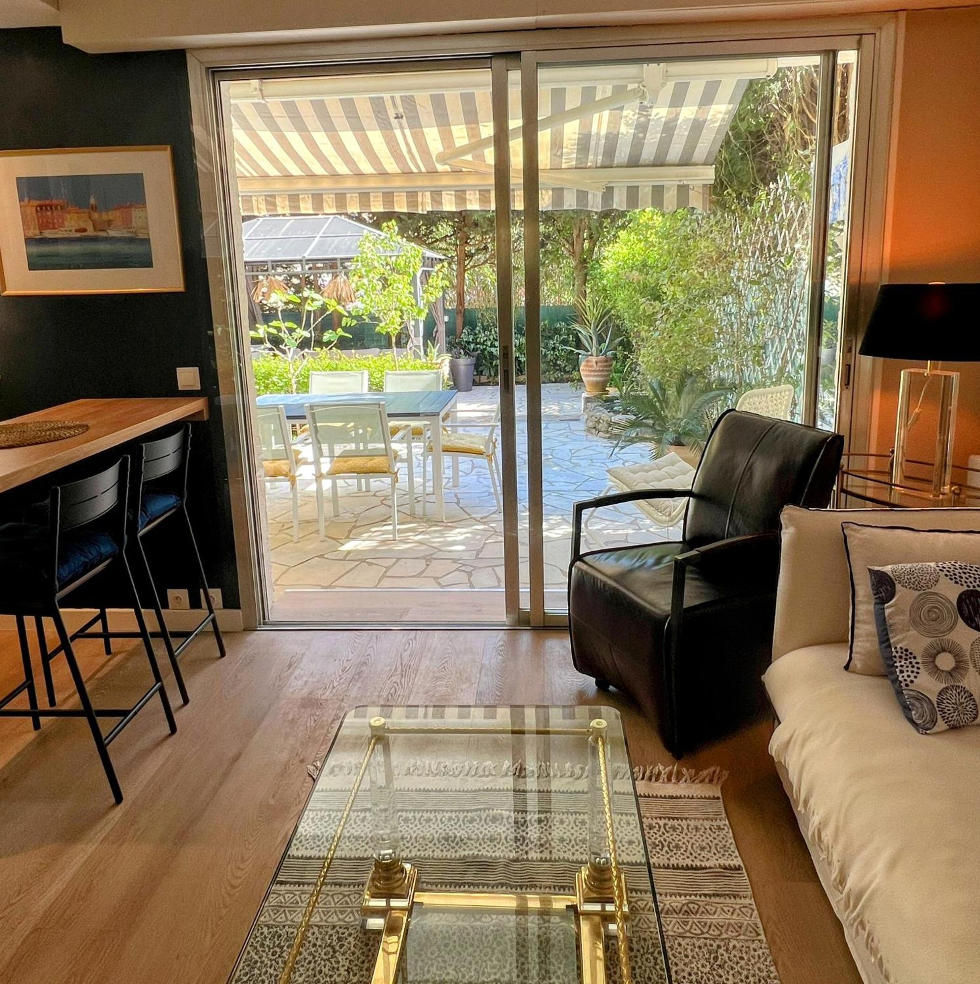 Superbe Appartement Avec Terrasse Jardin Et Parking Prive Saint-Tropez Exterior foto