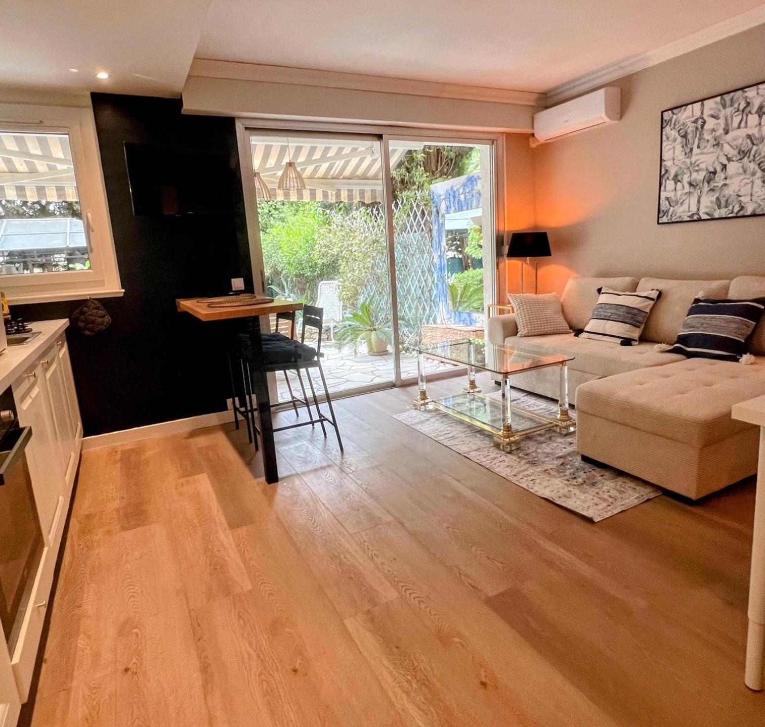 Superbe Appartement Avec Terrasse Jardin Et Parking Prive Saint-Tropez Exterior foto