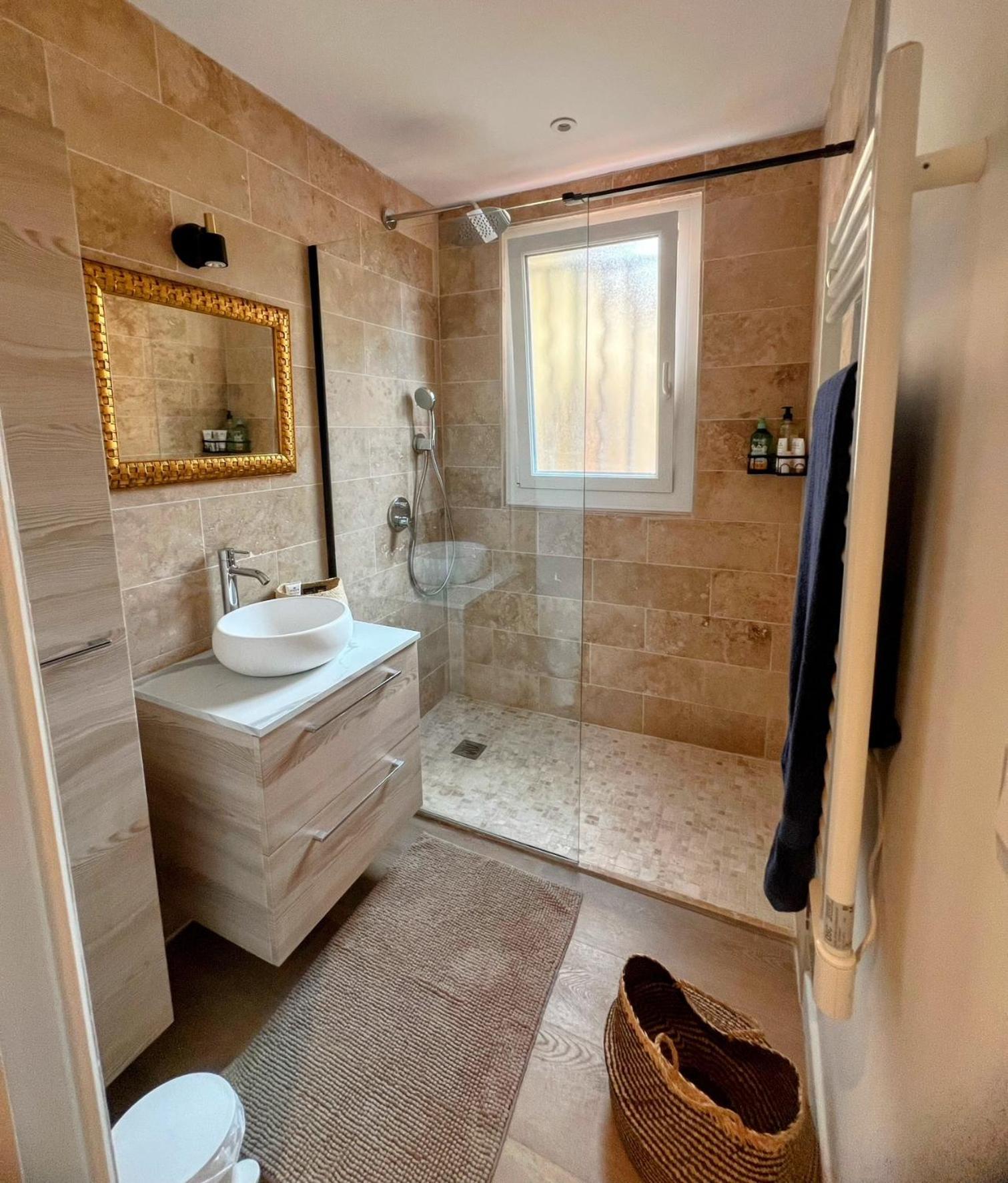 Superbe Appartement Avec Terrasse Jardin Et Parking Prive Saint-Tropez Exterior foto